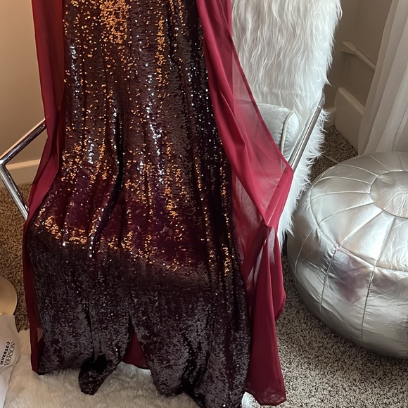 Sequin Jumpsuit - Picture 6 of 8